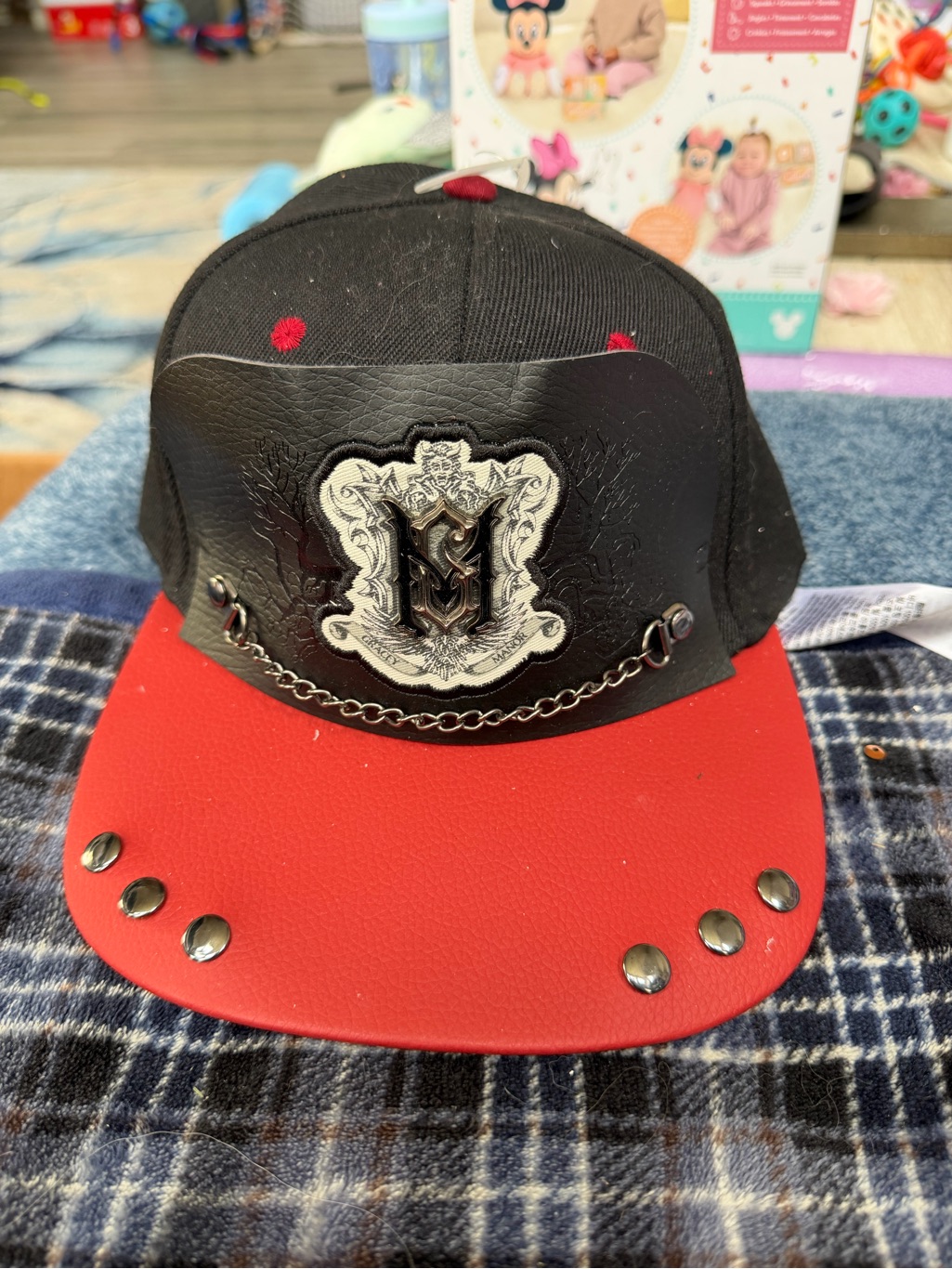 Disney Haunted Mansion Black And Red Stud Chain Men's Snapback Cap